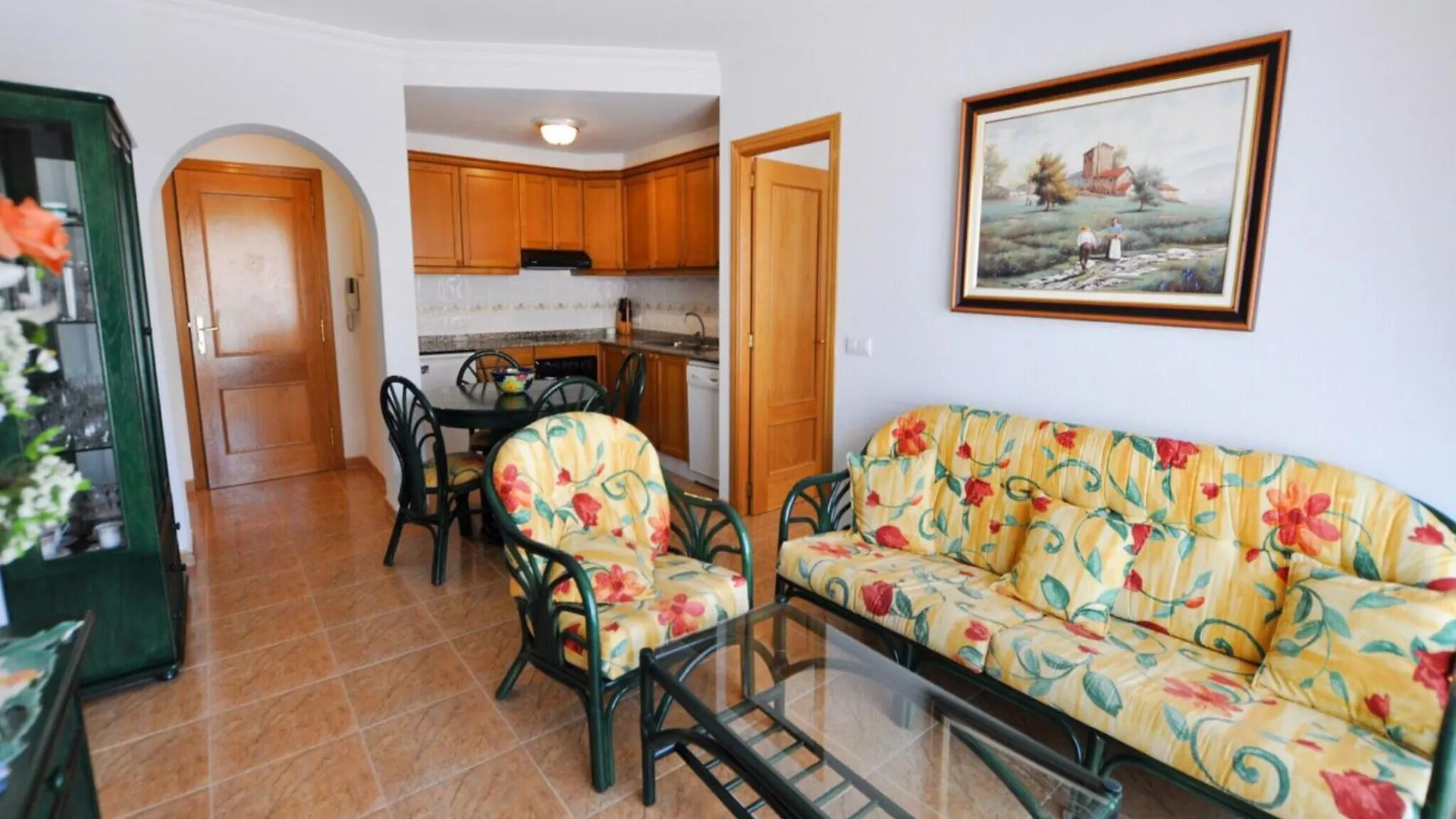 Apartment In Roses, 50 M From Beach